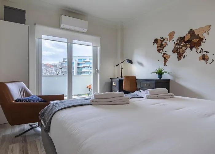 Glamorous Lisbon 2Bdr Apartment By Lovelystay