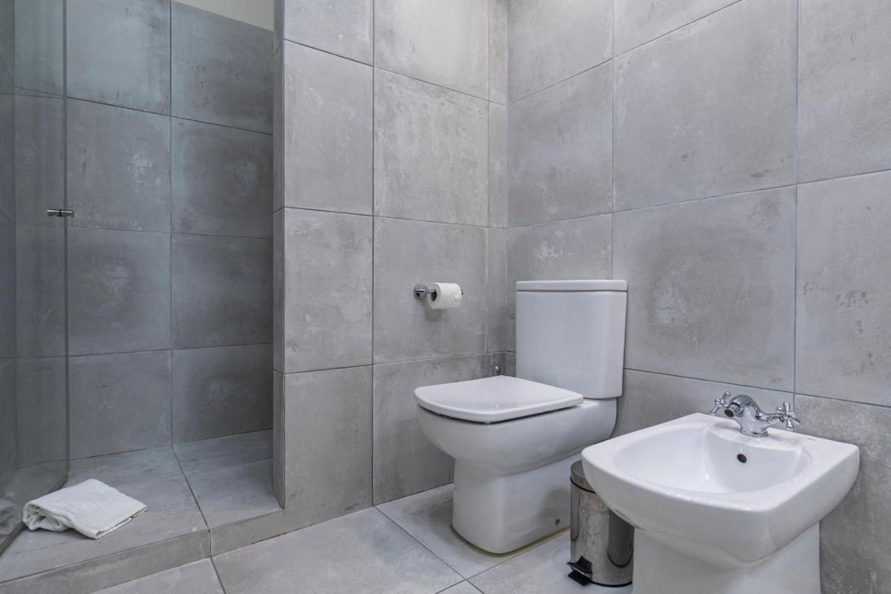 Glamorous 2bdr By Lovelystay Apartment *